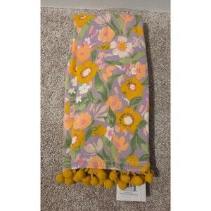 2 pack threshold floral pom hand towels